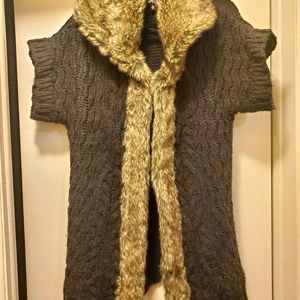 (Apt 9) women's fur lined short sleeve long warm sweater, size medium